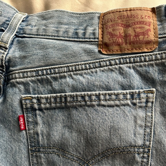 Levis women’s low pros - Picture 1 of 3